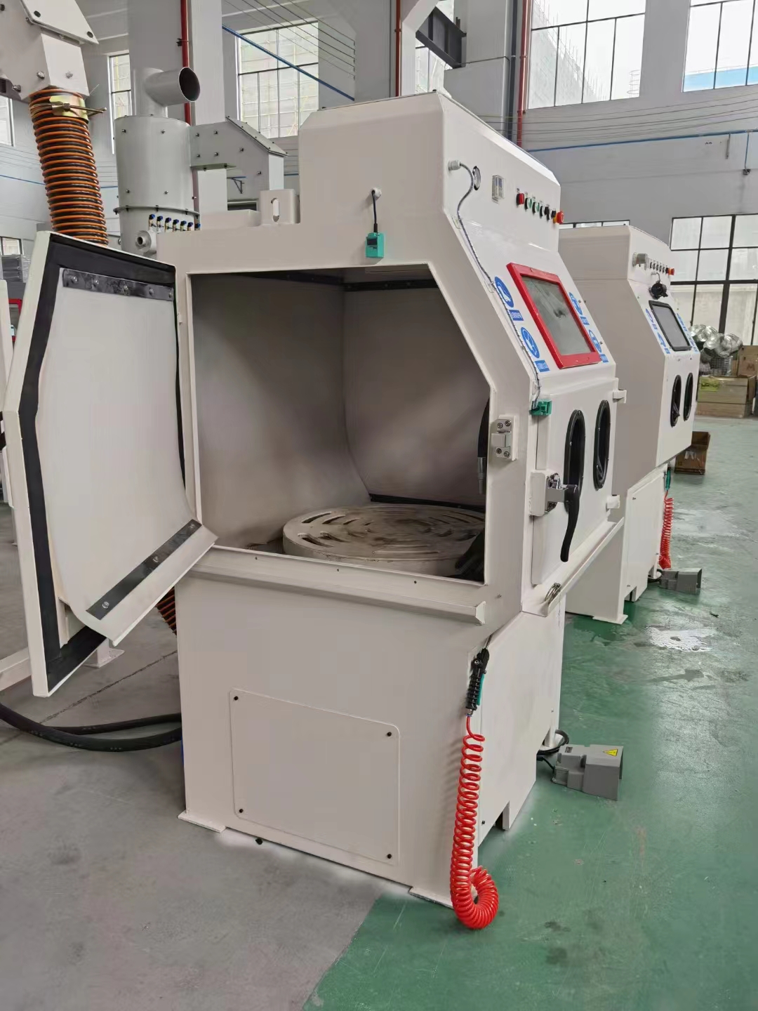 巫溪移动式抛丸机的工作原理?